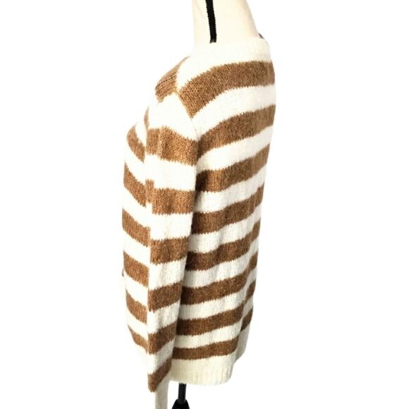 Lou + Grey New Stripe Oversized Sweater - Picture 6 of 8